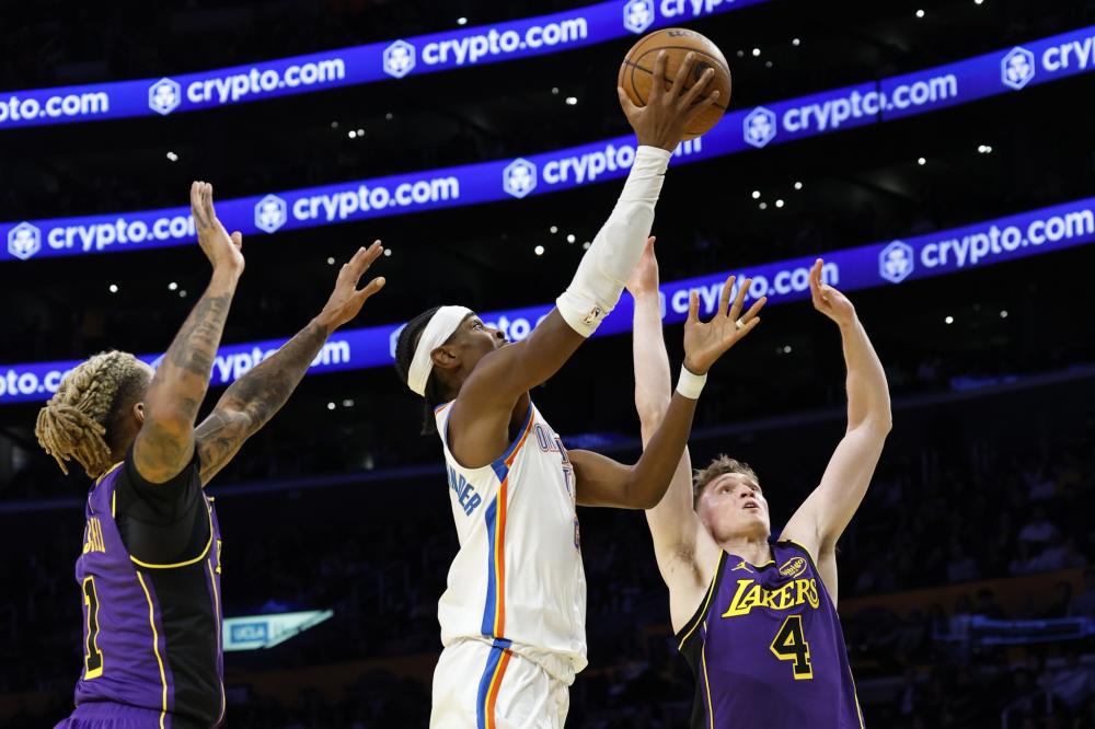 邱彪：球队发挥超出预期 摆正位置继续努力.